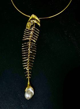 独特别致ins风鱼骨珍珠吊坠项圈欧美高级感甜酷夸张锁骨链新款