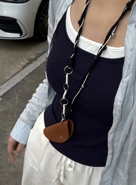 时尚休闲皮革挂脖钥匙包项链编绳凹造型百搭长款项链眼镜包