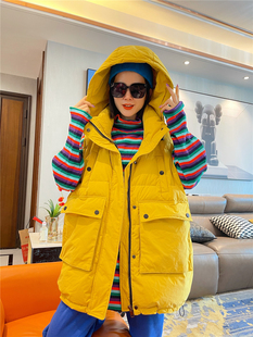 TY家新款无袖马夹羽绒服背心外搭冬季宽松大码连帽白鸭绒马甲女