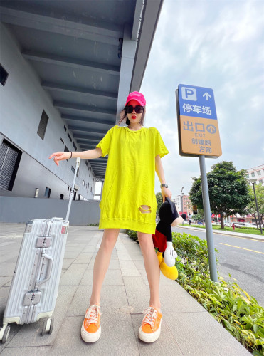 夏季休闲宽松纯棉破洞短袖t恤女