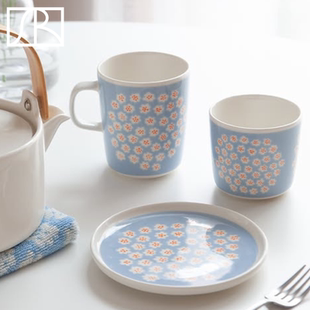 2025日本限定浅蓝樱花团马克杯手握杯咖啡杯圆盘子 芬兰Marimekko
