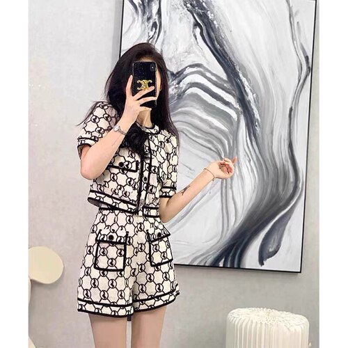 Leathercat小香风套装女装网红2024炸街小个子短裤独特上衣超好看
