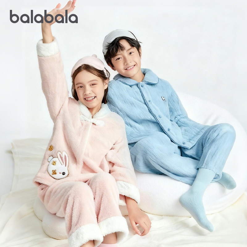 天猫服饰新风潮，限时特惠~