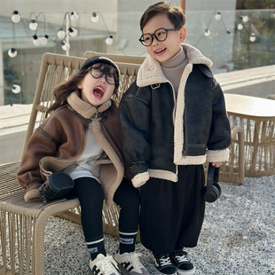 2025冬季新款儿童兄妹装姐弟装韩版时尚男女童皮毛一体羊羔绒外套