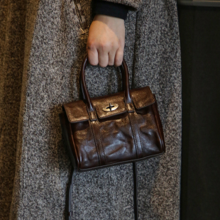 漫色植鞣手抓纹头层牛皮小方包女高级感真皮单肩斜挎手提包小背包