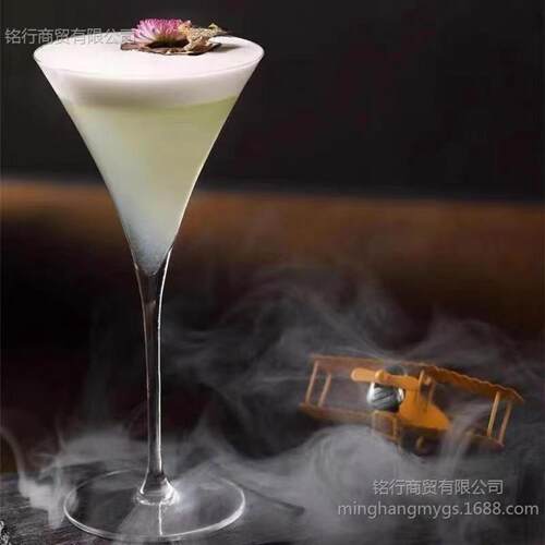 新款喇叭杯水晶玻璃高脚香槟杯