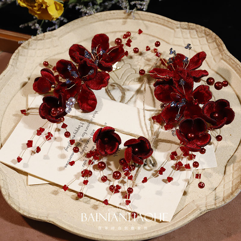 酒红色新款丝绒花朵对夹头饰套装