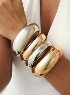 4件套光面混色手镯套装 2025秋冬新潮嘻哈夸张时尚网红拍照配饰品