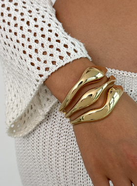 不规则波浪镂空开口手镯女 2025嘻哈时尚个性模特T台走秀搭配饰品