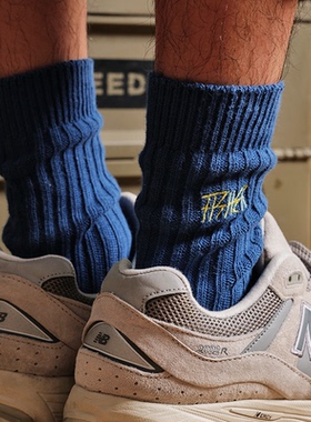 蓝色刺绣字母男款运动中筒袜日系针织堆堆长袜港风潮牌粗线纯棉袜