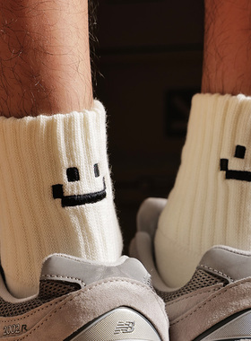 【无骨缝头 抗菌防臭】港风潮牌笑脸刺绣cityboy中筒袜男运动潮袜