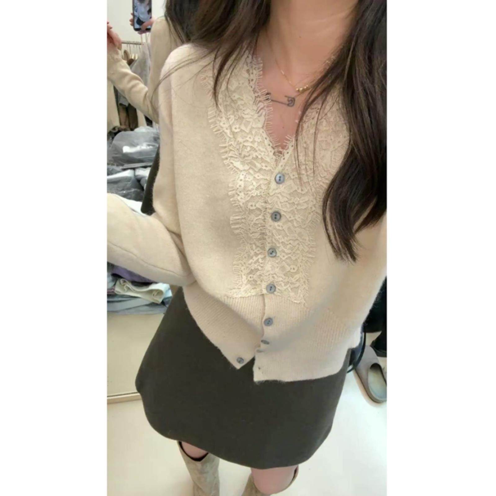 法式蕾丝拼接V领内搭毛衣女秋冬修身气质打底衫秋冬别致针织上衣,女装/女士精品,毛针织衫,淘宝优惠券,粉丝福利购,淘宝优惠卷