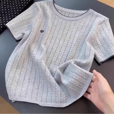 法式灰色刺绣麻花针织衫