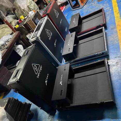 百灵达X32COMPACT调音台航空箱