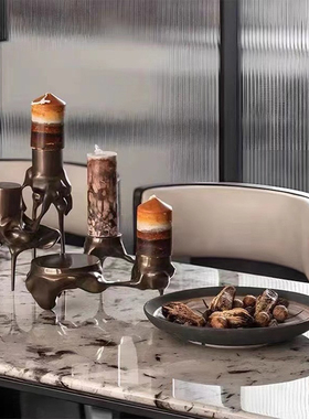 欧式轻奢金属客厅餐厅桌面香薰组合搭配三足抽象烛台摆件