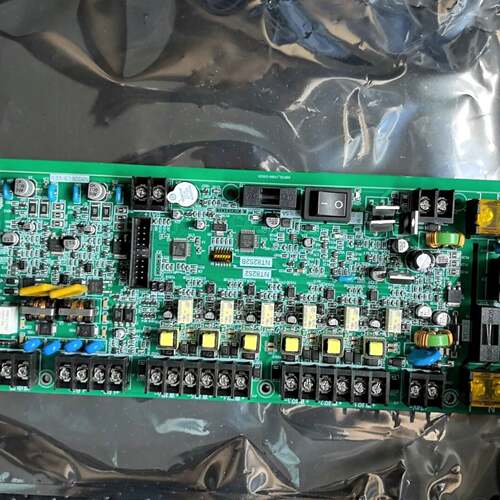 可维修尼特 N8009驱动板NT8252库存一块议价