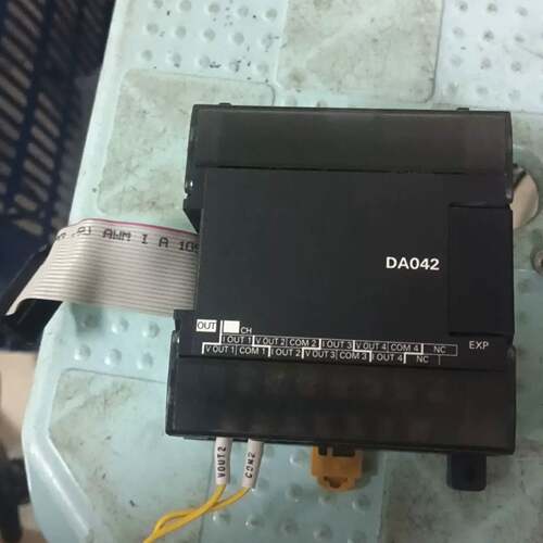 可维修欧姆龙模块PC1W-DA042，，功能正常，成色很新议价