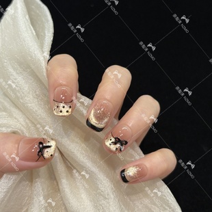 猫眼轻奢手工穿戴甲简约可爱 波点法式 L11