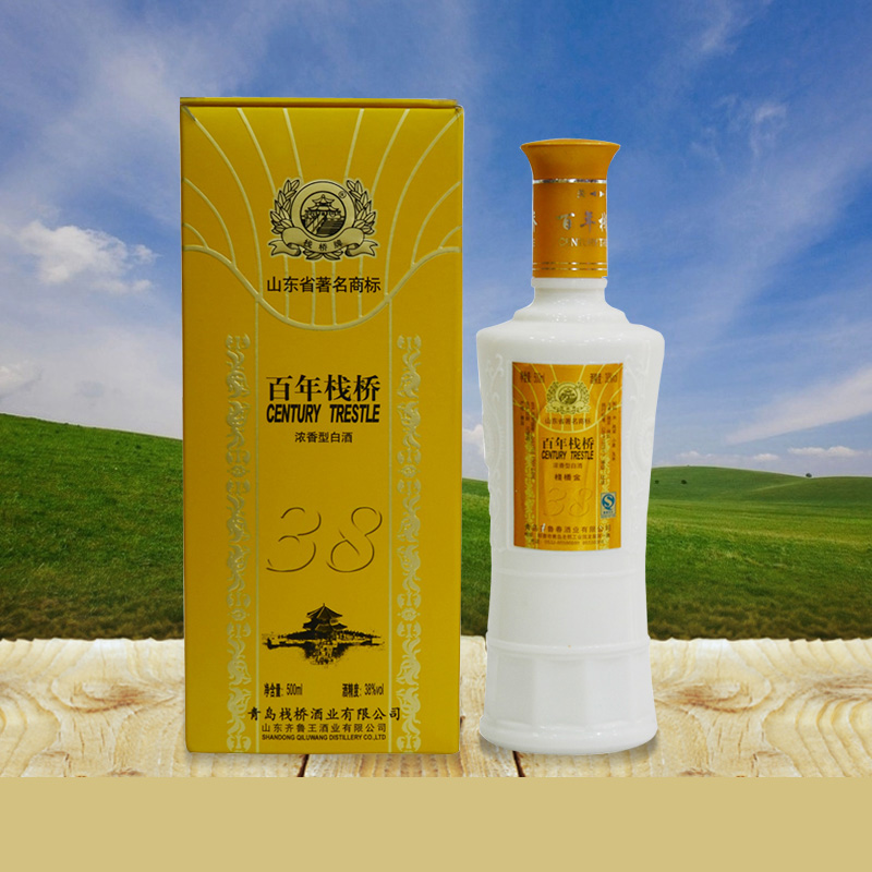 山东青岛低度白酒 栈桥牌38度百年栈桥金白酒 浓香型500ml瓶装