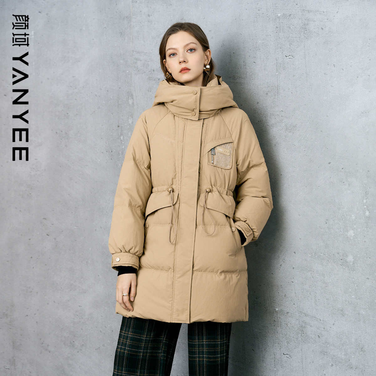 颜域收腰中长款连帽保暖外套