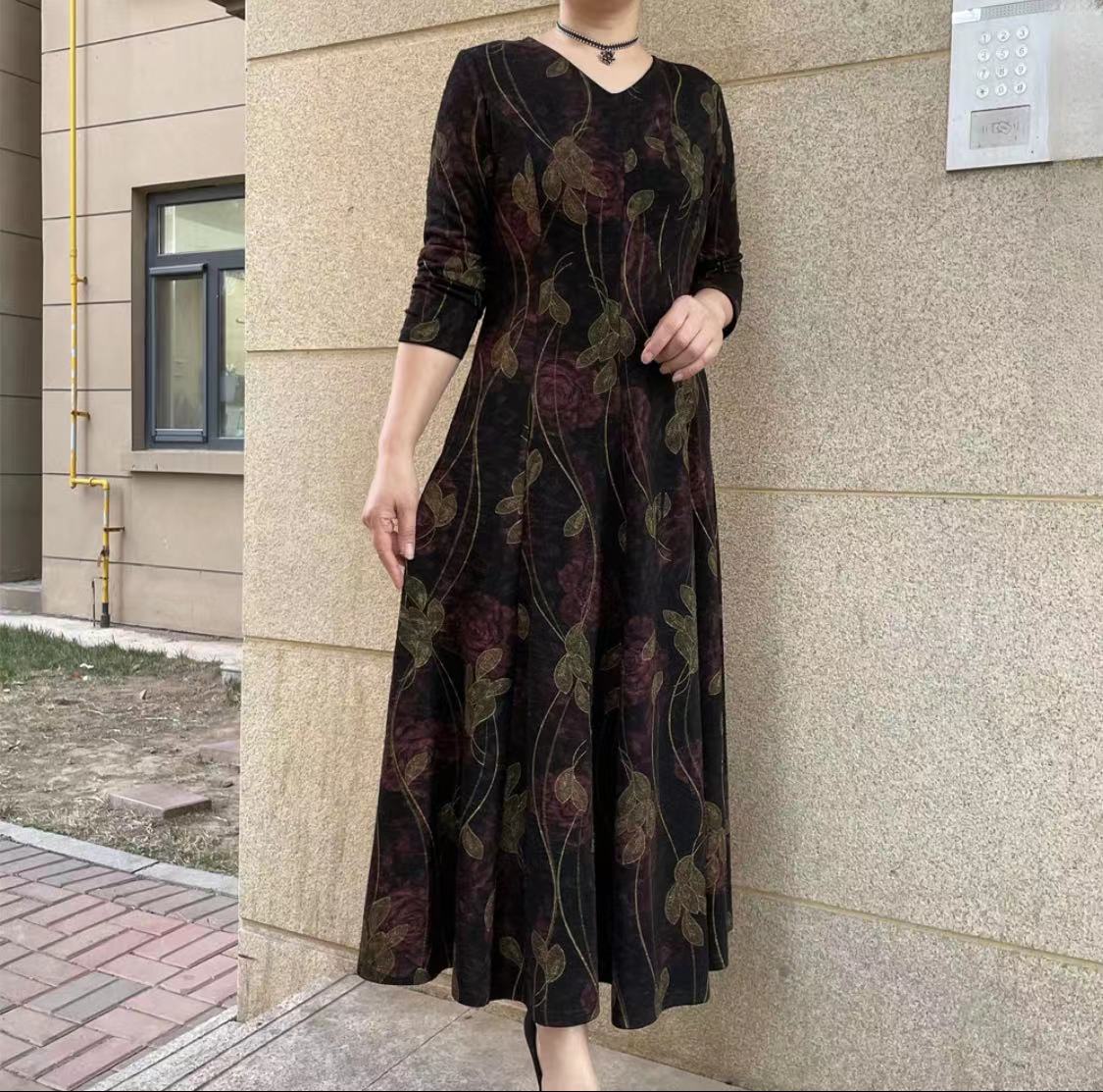 时尚长款中老年妈妈提花大摆裙