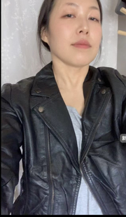 黑色帅气翻领机车皮衣女秋冬欧货修身皮衣短款开衫PU皮夹克小外套