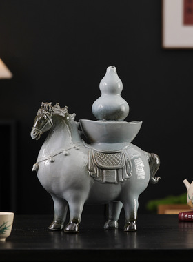 陶瓷桌面招财精致家居装饰品中式创意马到成功流水摆件开业礼物