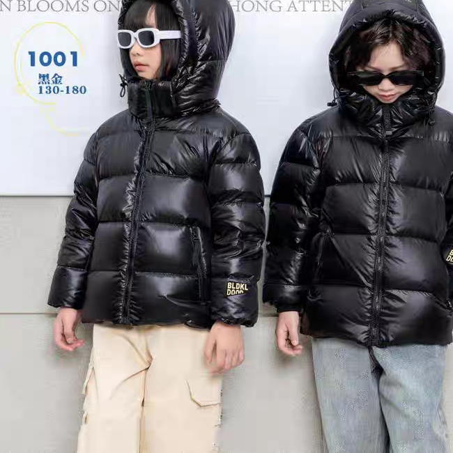 XHY 1001款  1002款羽绒服九成品童装黑金中长衣壳翻新加工半成品