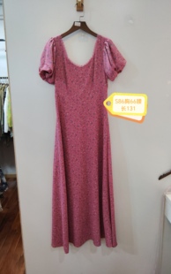 梅红色印花休闲简约连衣裙 86胸 咨询库存下单