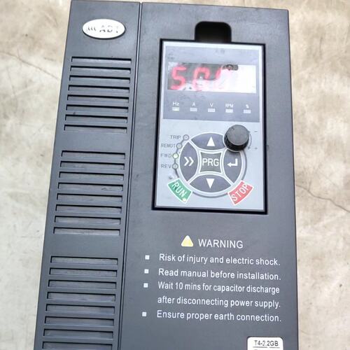 变频器AD300-T42R2GB/4R0PAD300-T41R5GB/2R2PAD300-T43R0GB/5R5P