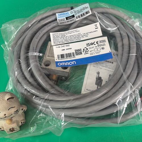 议价限位开关D4C-1302D4C1302D4C1302d4c-1302D4C_1302