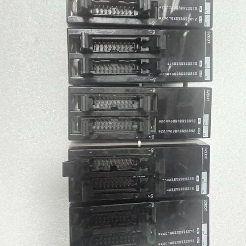 议价PLC扩展模块CPM2C-32EDTMCPM2C32EDTMCPM2C32EDTM