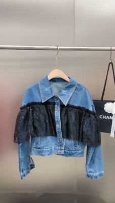 欧洲站2025春季张家新款港风设计感拼蕾丝甜美宽松牛仔外套女装