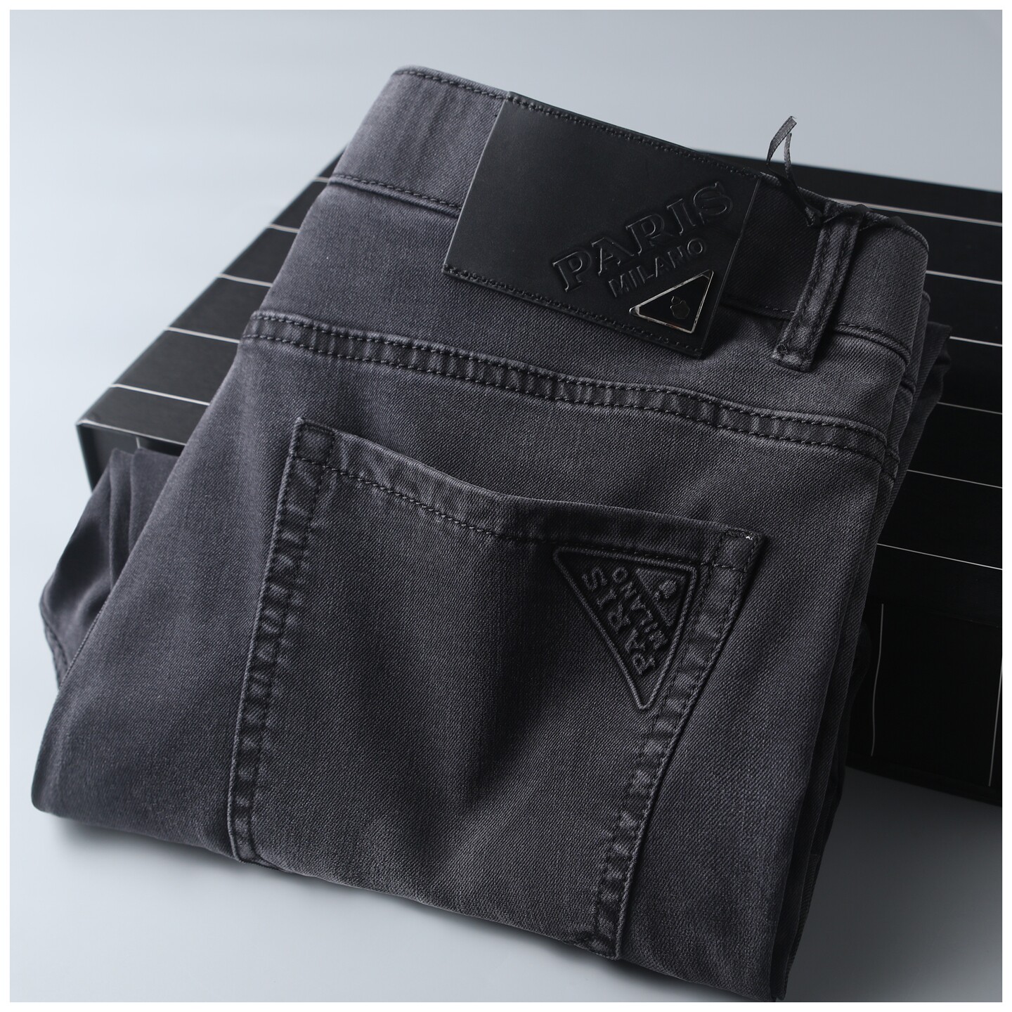 26商务休闲风黑灰色牛仔裤男士春季薄款柔软弹力合体直筒长裤舒适