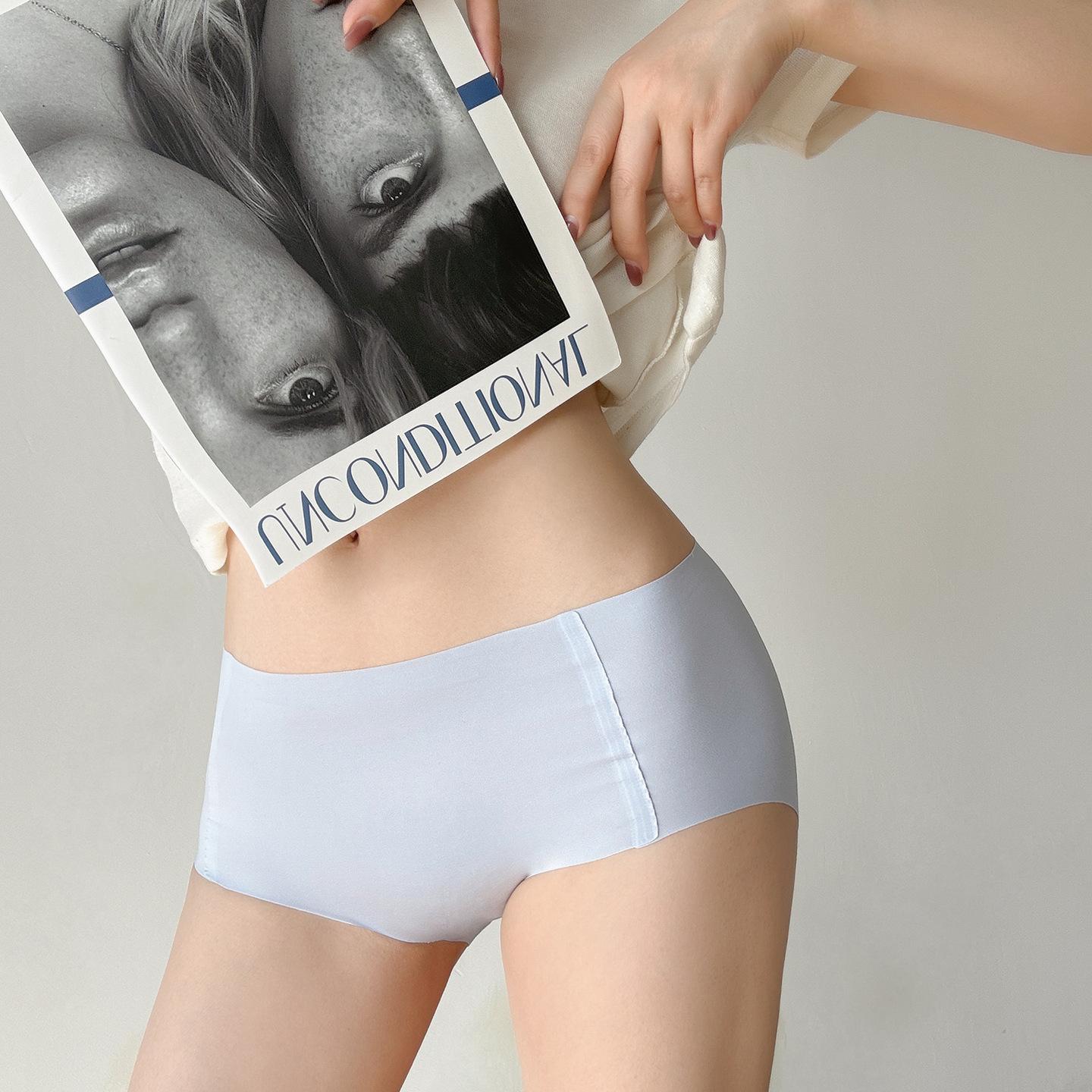 不卡臀轻薄透裸感透气中腰内裤