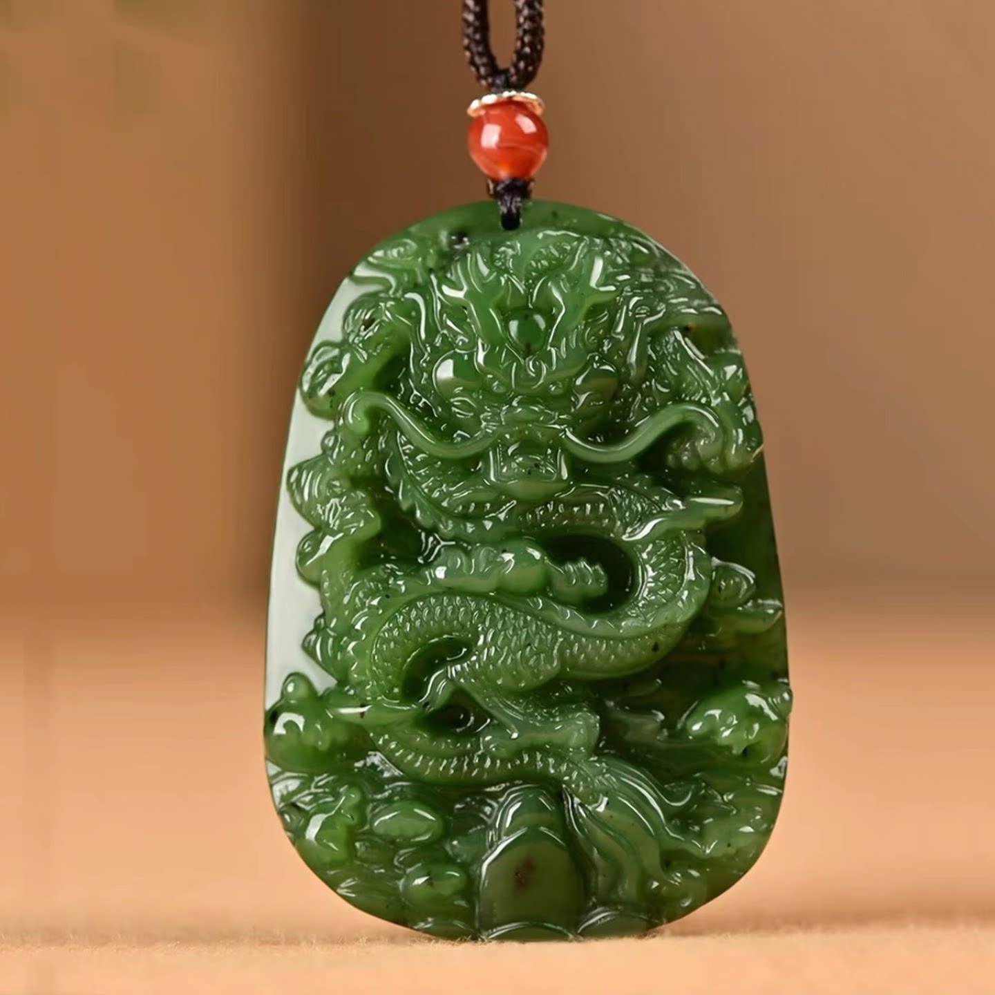 菠菜绿碧玉祥龙献瑞挂件男女款