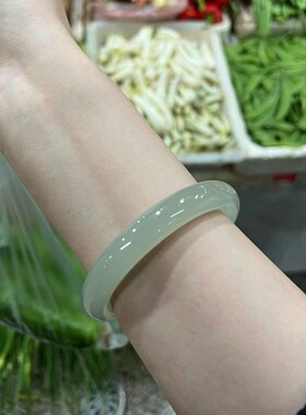 新疆和田玉青白玉平替手镯