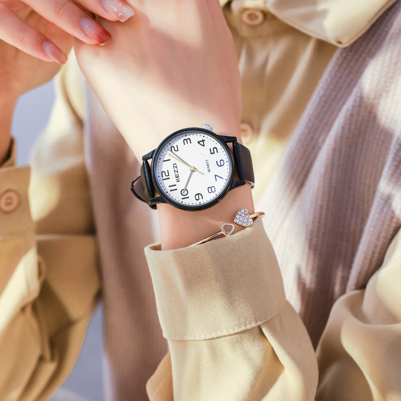 kezzi数字表盘手表女简约防水皮带圆形考试石英表中学生腕表