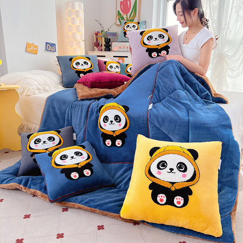 新款双面绒加厚熊猫毛巾绣多功能抱枕被牛奶绒靠垫被北极绒厚