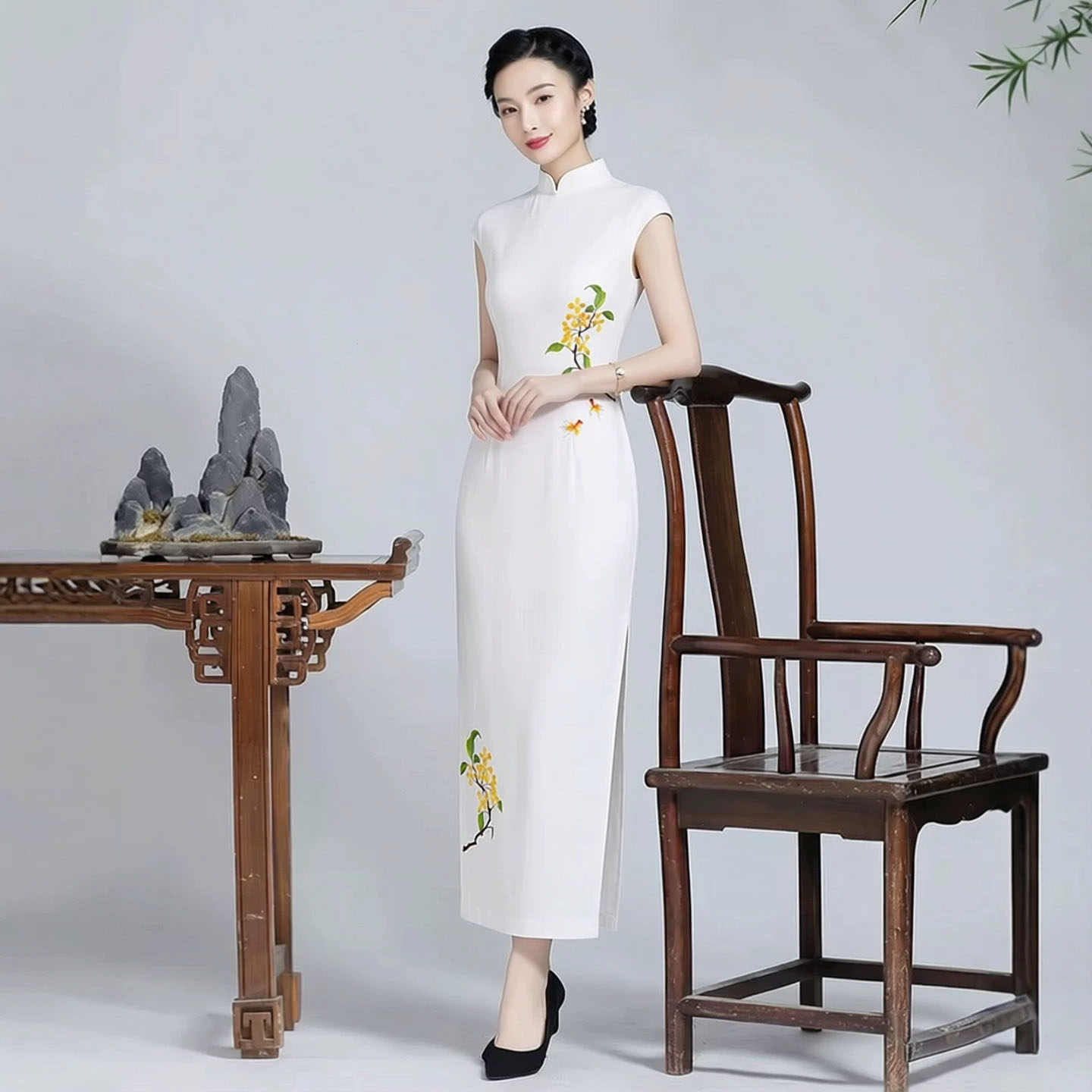 竹节仿棉旗袍长款无袖刺绣改良连衣裙轻奢高级感绝美新中式年轻款