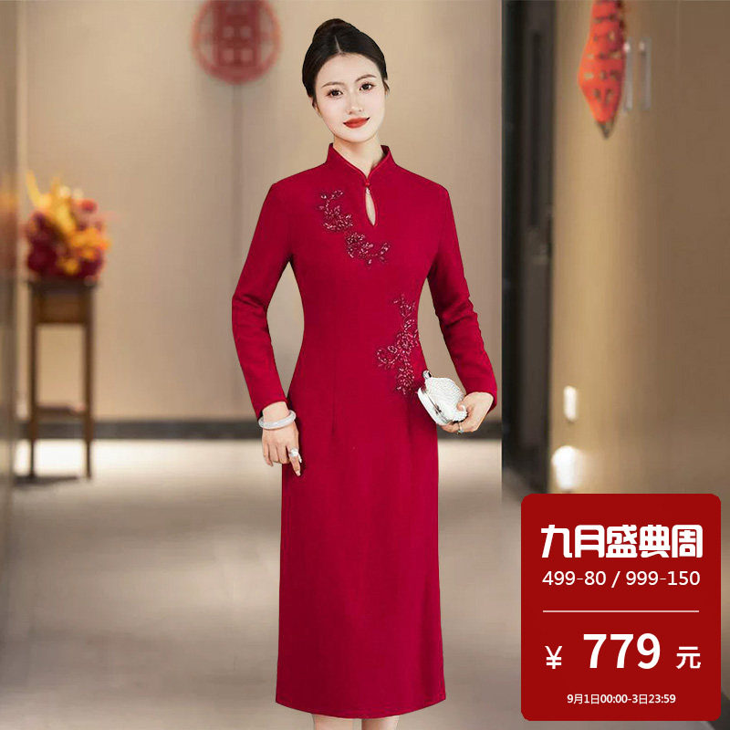 羊毛呢2026新款中年妈妈旗袍高端年轻款改良中年妈妈五十多岁洋气