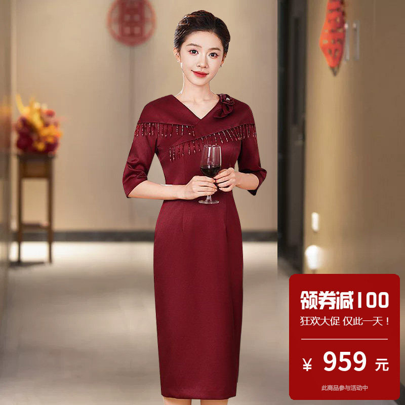 女儿结婚妈妈穿的旗袍中年高档新中式高考旗开得胜送考女大码胖mm