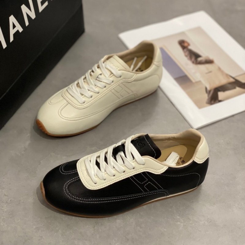 休闲风系带德训鞋女2026百搭圆头优雅平底轻便软底运动鞋黑白撞色,女鞋,时尚休闲鞋,淘宝优惠券,粉丝福利购,淘宝优惠卷