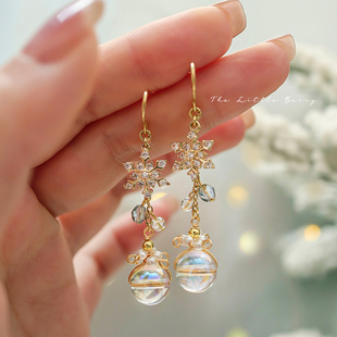 流苏轻奢小众耳饰无耳洞 耳环镶钻雪花长款 野菓子冬季 氛围感限定款