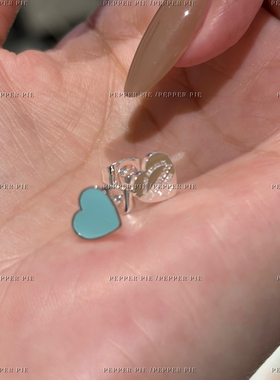 辣椒派洗澡免摘 绝美夏日tif蓝滴釉爱心ab款耳钉女 甜美耳饰设计