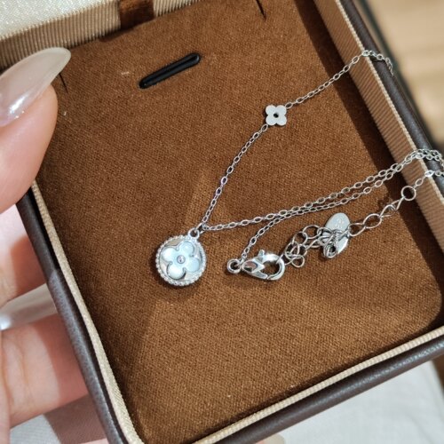 辣椒派定制不掉色cnc纽扣老花双面贝壳项链女 极简轻奢老钱风