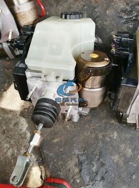 三菱吉普帕杰罗V55V73V75V77V93V95V97劲畅 欧蓝德ABS泵 刹车总泵