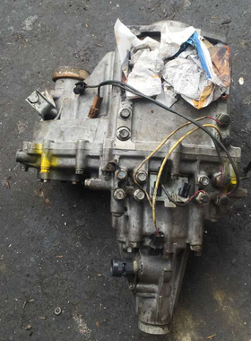 三菱帕杰罗V31V32V33V43速跑猎豹黑金刚2030奇兵4RB3分动箱总成