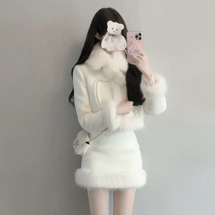 秋冬季今年流行漂亮套装女富家千金韩剧小香风外套半身裙子两件套