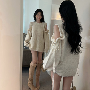 露肩慵懒毛衣女秋冬新款松弛感圆领显瘦中长款套头针织上衣